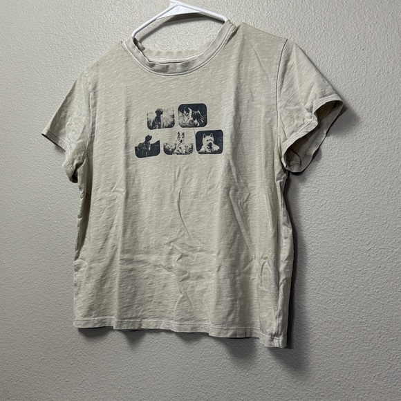 American Eagle Crop Tee with Dogs Graphic - Picture 11 of 11